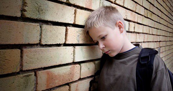 Niño triste