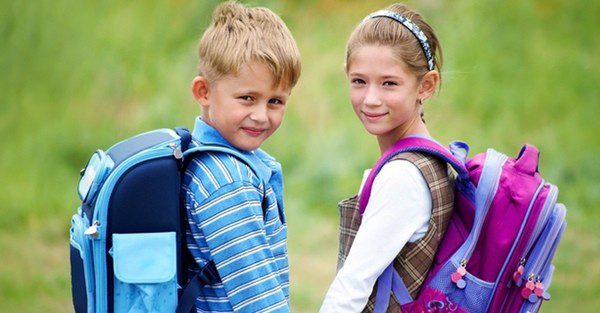 Elegir bien la mochila de los niños es fundamental para su salud