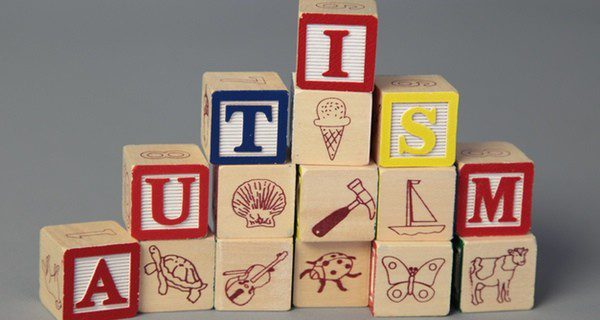 Los niños autistas aprenden mediante juegos