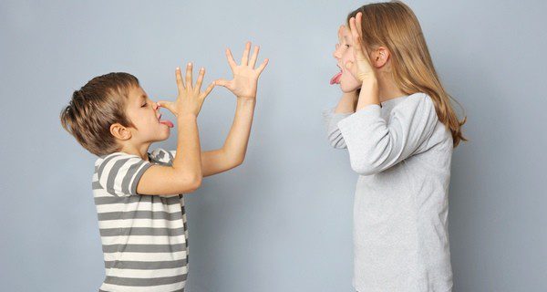 Aprende a lidiar con los celos del hermano mayor