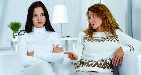 ¿Cómo tratar a la hija de tu pareja?