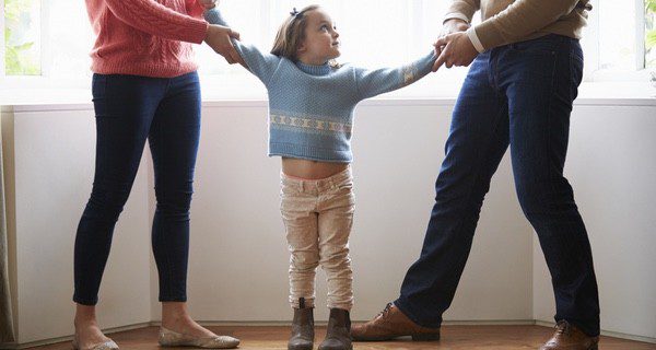 Si te divorcias y tienes hijos hay que buscar que los niños sufran lo menos posible