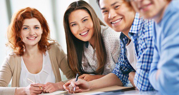 ¿Ponerse a trabajar o continuar con los estudios?