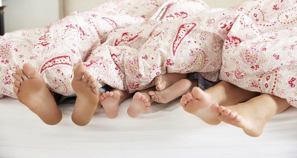¿A qué edad debe dormir un bebé en su propia habitación?