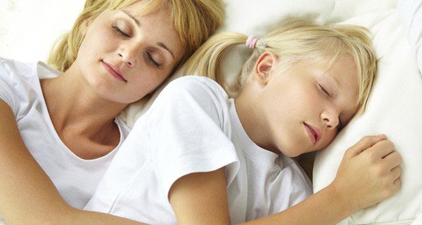 Dormir con los padres con más de 5 años puede resultar perjudicial para el futuro desarrollo del niño en cuanto a su autonomía y toma de decisiones