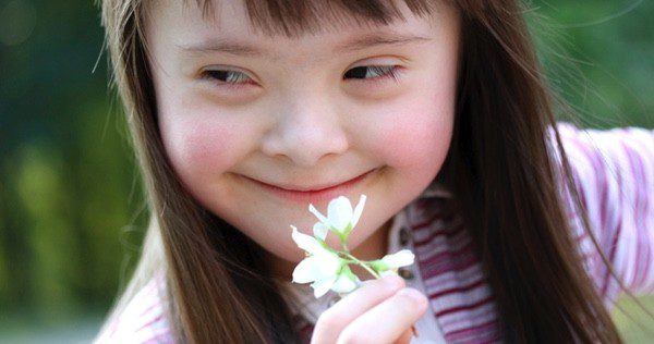 Niña con Síndrome de Down