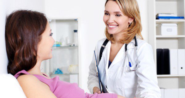 Los controles médicos son más frecuentes, lo que es un punto positivo para este tipo de embarazos