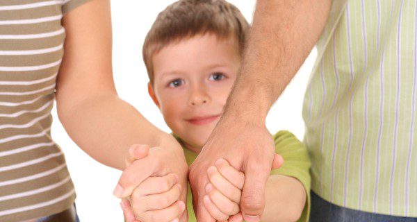 No sobreprotejas a tu hijo, eso le perjudicará