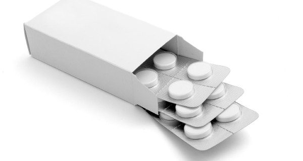 El tratamiento farmacológico con glucocorticoides o propanolol es el más común si el angioma no desaparece