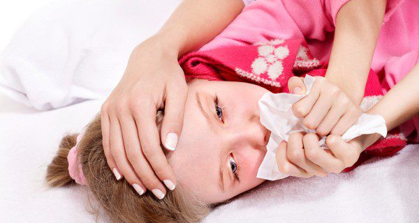 La difteria afecta principalmente a las vías respiratorias, pero puede llegar al corazón