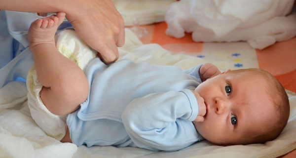 El 85% de los bebés tienen episodios de estreñimiento