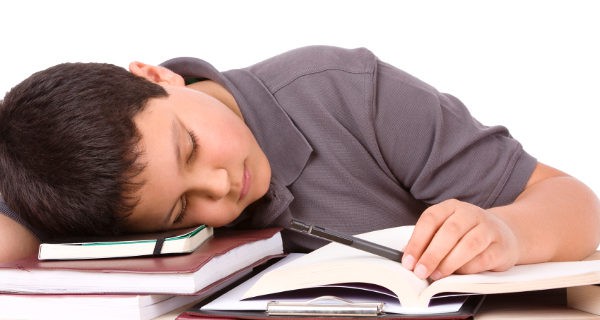 Niño cansado