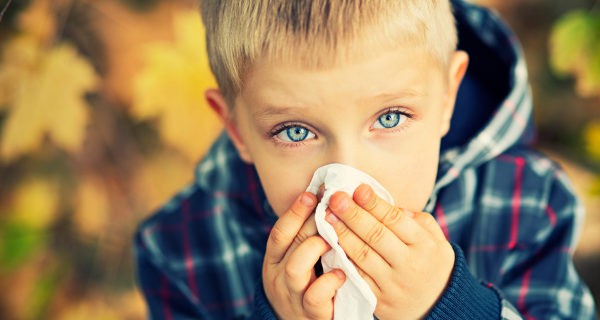 Niño con alergia