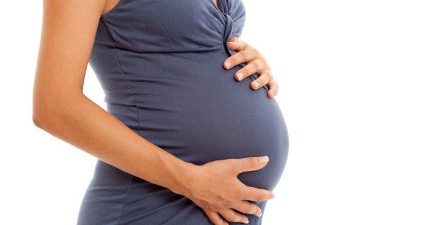 Barriga de mujer embarazada