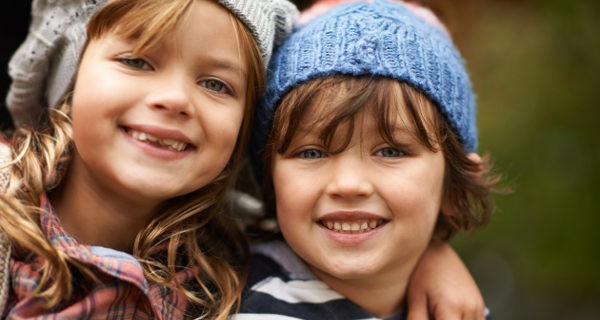 niños sonriendo