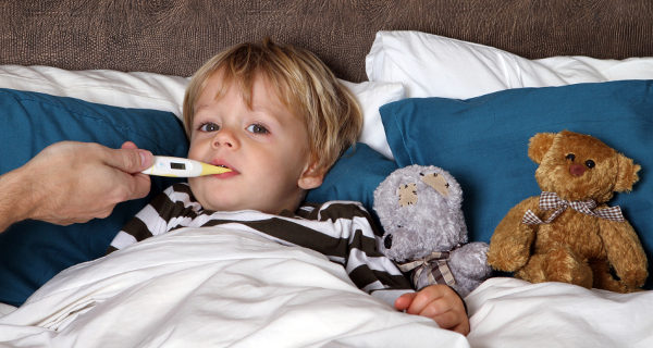 niño con fiebre