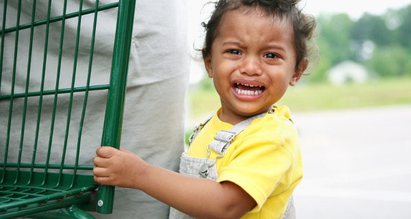 niño con una rabieta