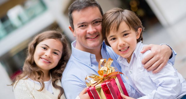 padres e hijos en el Día del Padre
