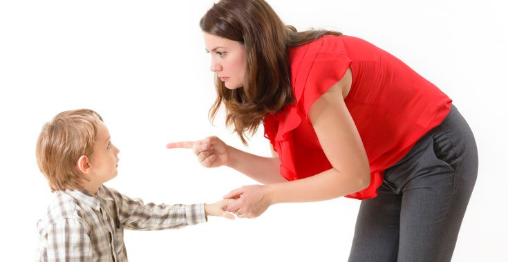 Muchas veces los niños no obedecen porque nuestra manera de pedirles las cosas no es la correcta