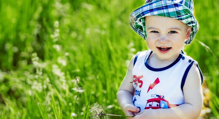 El sol contiene vitamina D, pero no debemos exponer a los bebés en las horas de mayor intensidad