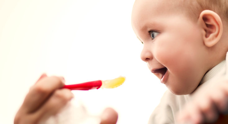 A los 9 meses podemos mezclar nuevos sabores y texturas en los purés