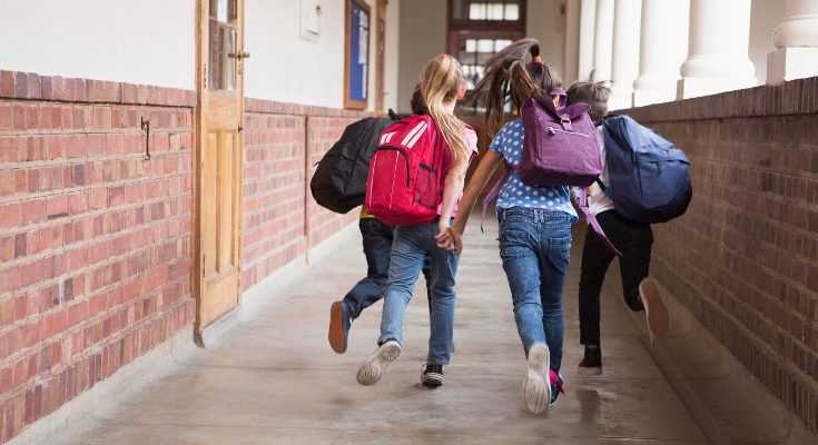 Muchos niños cambian de centro para empezar el instituto, otros siguen en el mismo colegio