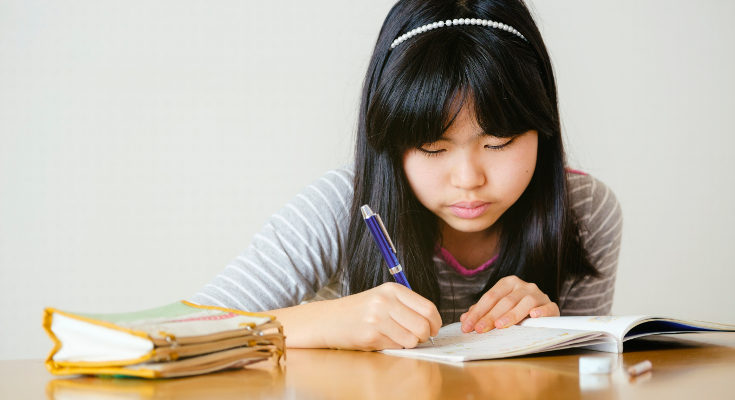 La hora de estudiar debe ser en un lugar y a una hora concreta, sin utilizar el móvil