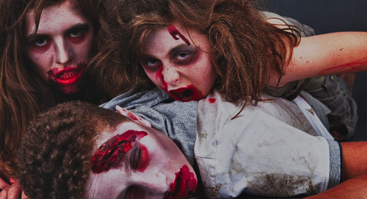 Cada vez son más populares los survival zombie, donde fingimos un apocalipsis zombie