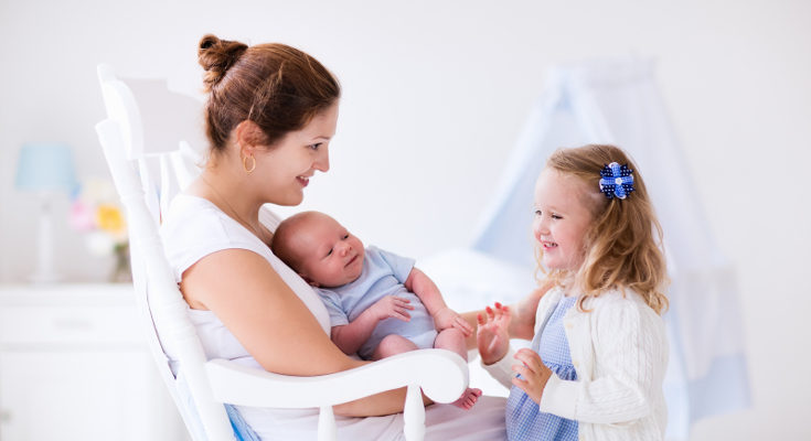 No te asustes por la futura relación entre los niños, sólo fomenta que se lleven bien