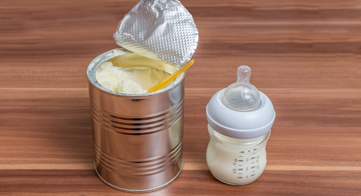 Debemos elegir la leche adecuada según la edad del bebé
