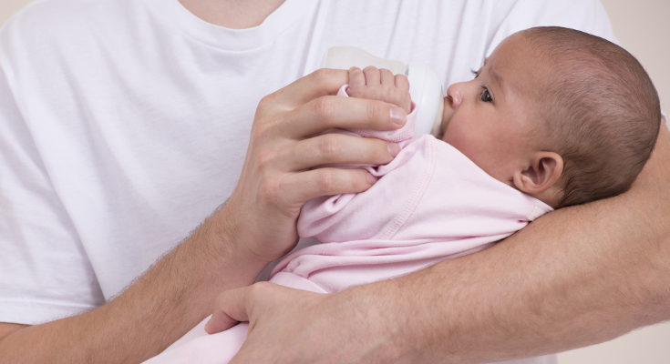 la leche materna se digiere de forma más rápida que la artificial