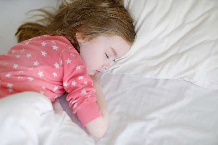 Ronquidos y apnea del sueño son algunos síntomas de las vegetaciones en niños