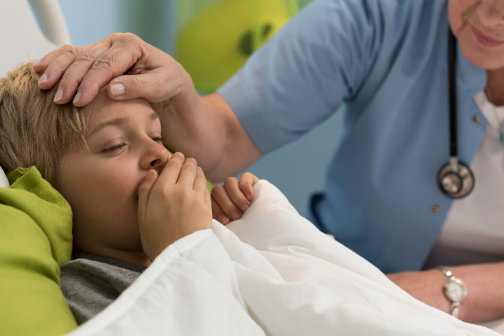 Tos, fiebre e inflamación en la zona de los ojos son algunos síntomas de sinusitis