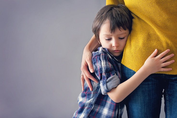 Los pensamientos negativos también puede ser una causa que te hagan sentir culpa en tu maternidad/paternidad