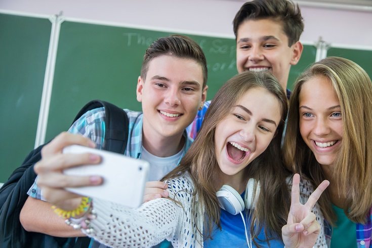 Hay varios tipos de interacción social que pueden restringirse