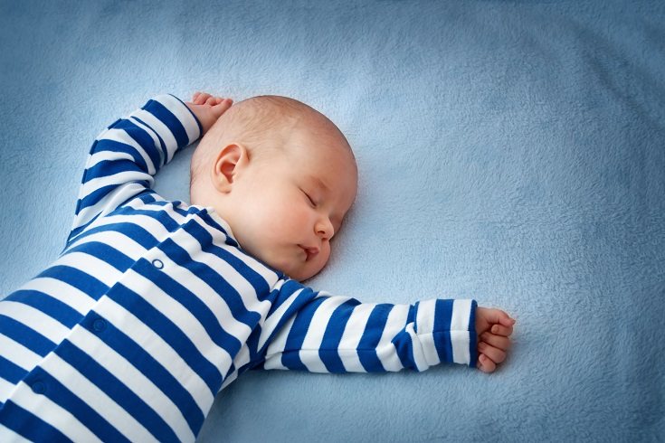 Muchos padres se preocupan de que su bebé duerma demasiado durante el día