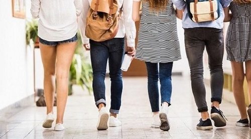 Cómo criar a un adolescente para que sea feliz