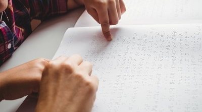 Iniciación del lenguaje en niños ciegos