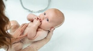 Cómo bañar al bebé durante el invierno