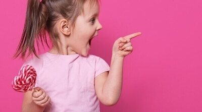 Por qué mi hijo grita cuándo habla