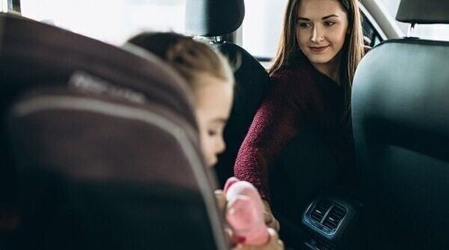 Errores que cometen muchos padres a la hora de usar la silla del coche