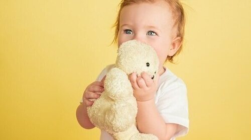 Las cuatro etapas del desarrollo del lenguaje en los niños