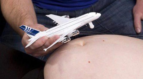 ¿Puedo subir a un avión embarazada?