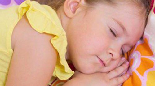 Mi hijo moja la cama, ¿cómo reaccionar?