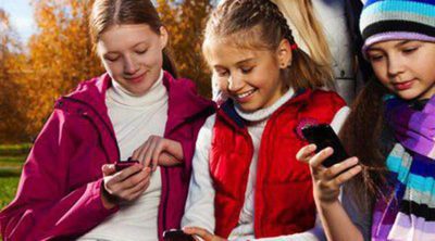 Tus hijos en Whatsapp: aprende a usar esta mensajería instantánea
