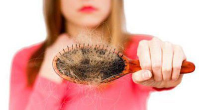 La caída del pelo durante el embarazo y tras el parto, ¿por qué ocurre?