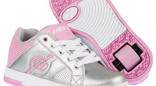 ¿Son perjudiciales las zapatillas con ruedas para niños?