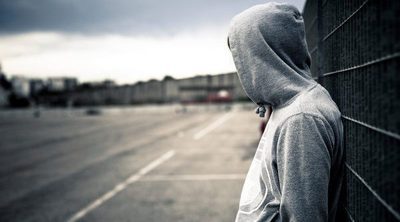 ¿Anda mi hijo adolescente con malas compañías?