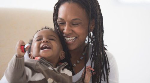 Soy madre soltera o divorciada, ¿es malo buscar pareja nueva?