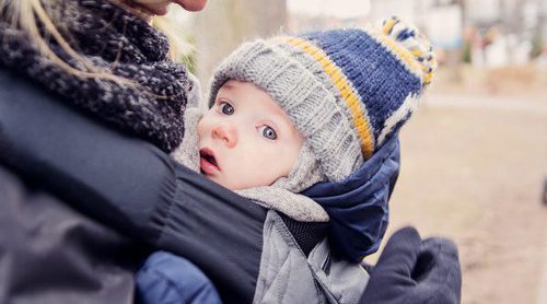 Consejos para portear a un bebé en invierno